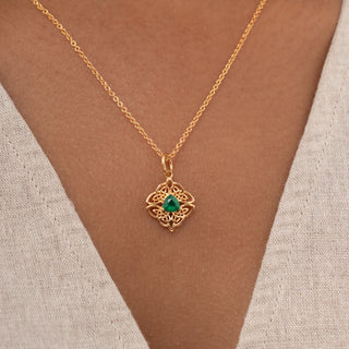 Dara Knot Chrysoprase Pendant Necklace