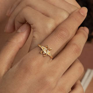 Mistletoe Trio Heart Open Ring