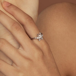 Mistletoe Trio Heart Open Ring