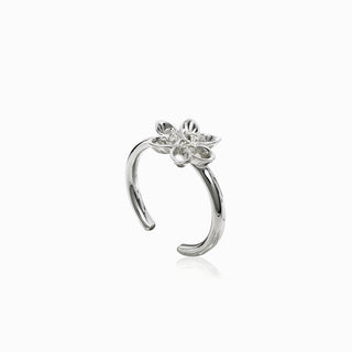 Mistletoe Trio Heart Open Ring